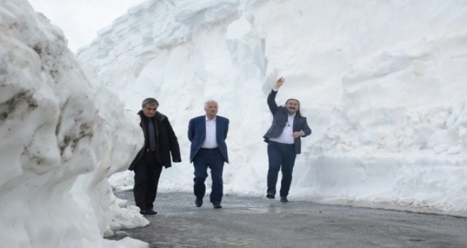 Türkiye'nin en büyük kalderasında kar kalınlığı 8 metre