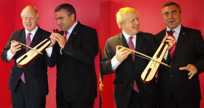 Kemençe totemi tuttu: Boris Johnson Başbakan seçildi