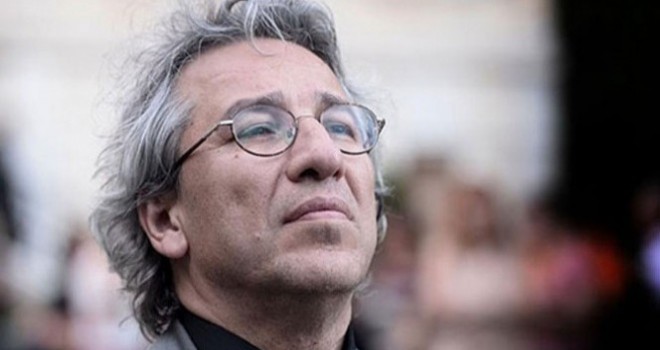 Can Dündar'ın tutuklanmasına yönelik yakalama emri çıkarıldı