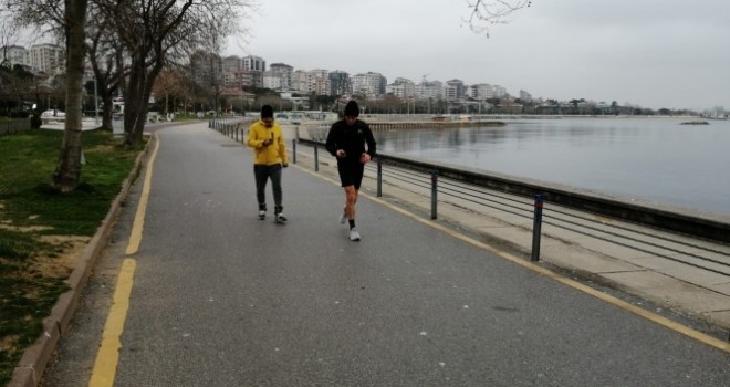 Polisten sahildeki vatandaşlara anonslu uyarı