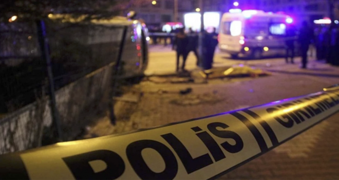 Ankara'da av tüfeğiyle komşularını öldüren adam, ardından intihar etti