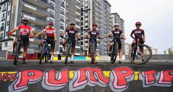 Kahramanmaraşlı Milli Pedallar Büyükşehir’in Parkurunda Piste Çıktı