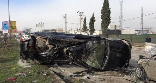 Kontrolden çıkıp karşı şeride böyle geçti...Can pazarı yaşandı