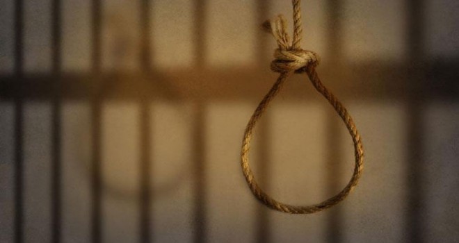 İran'da dini değerlere hakaret ettikleri söylenen 2 kişi idam edildi