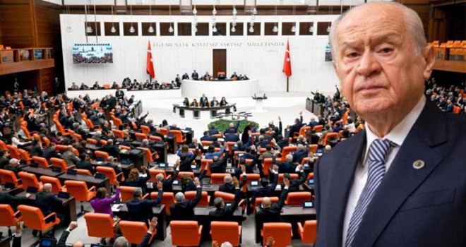 TBMM'yi en yaşlı üye olan Devlet Bahçeli yönetecek!