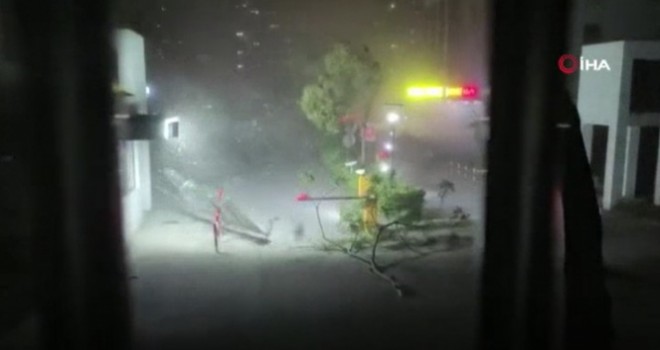 Çin'de fırtına: 11 ölü, 102 yaralı