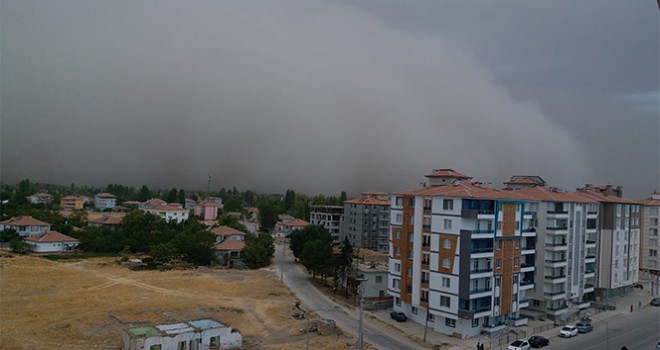 Konya'da dev toz bulutu