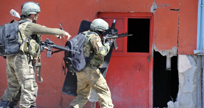 Barış Pınarı ve Fırat Kalkanı bölgelerinde 14 terörist etkisiz hale getirildi