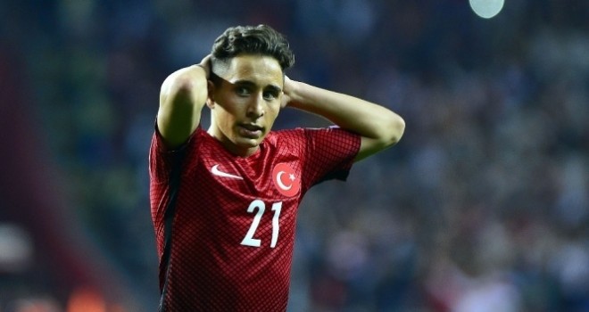 Emre Mor yokları oynuyor