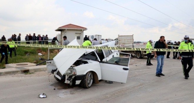 Adana'da feci trafik kazası: 3 ölü, 2 yaralı