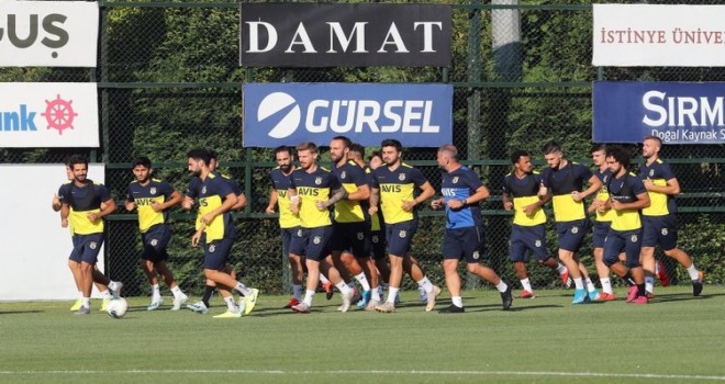  Fenerbahçe'de flaş karar! O isimle yollar ayrılıyor