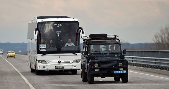 Özel Harekat polislerinin Edirne'ye sevki başladı