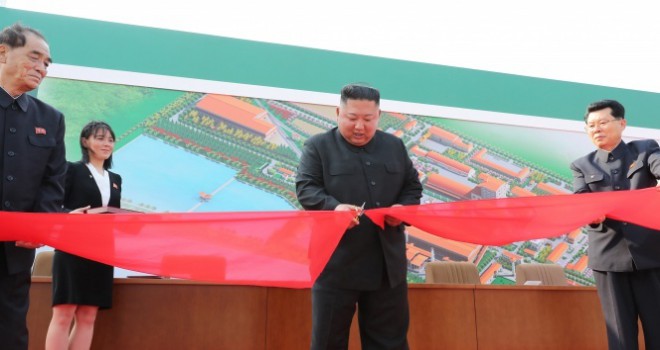 Öldü denilen Kuzey Kore lideri Kim ortaya çıktı