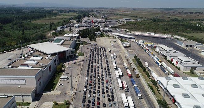 Yabancı plakalı araçlardan ücret ve ceza tahsilatı başladı