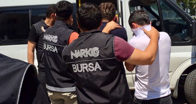 Bursa'da uyuşturucu operasyonu: 5 kişi gözaltına alındı
