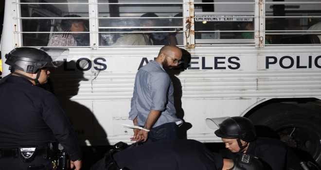 Los Angeles sokakları alev alev