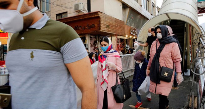 İran'da korona virüsünden ölenlerin sayısı 2 bin 77'ye yükseldi