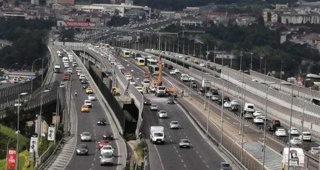 Haliç'te yoğun trafik havadan görüntülendi