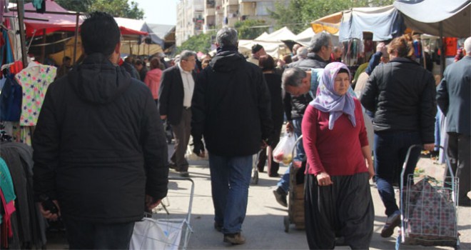 İstanbul'da pazar yerlerinde sigara içilmesi yasaklandı