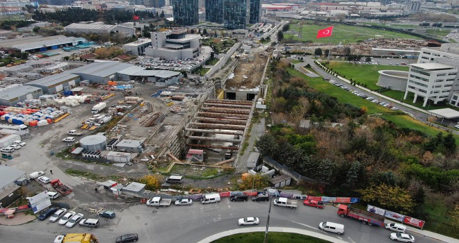 Metro çalışması vatandaşı isyan ettirdi