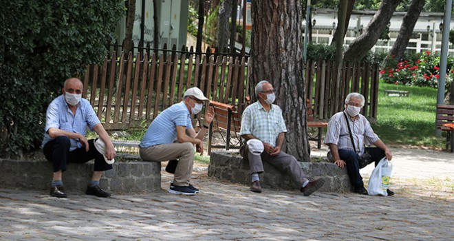 İçişleri Bakanlığından 81 İl Valiliğine '65 Yaş ve Üzeri Vatandaşlar İçin Seyahat İzin Belgesi' Genelgesi