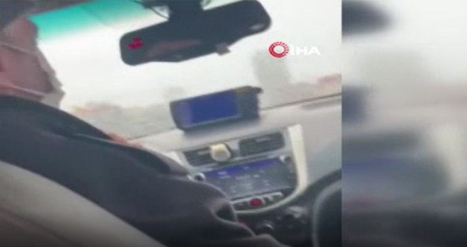 Kadın yolcuyu araçtan atan taksici yakalandı