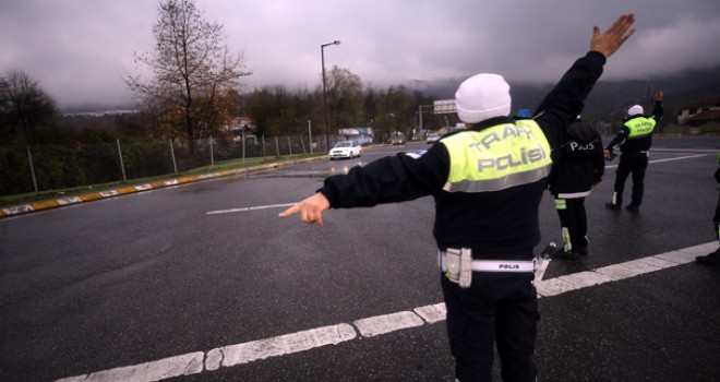 Polis tek tek kontrol etti! Bugün başladı...