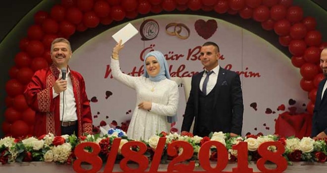 Nikah salonlarında 08.08.2018 yoğunluğu