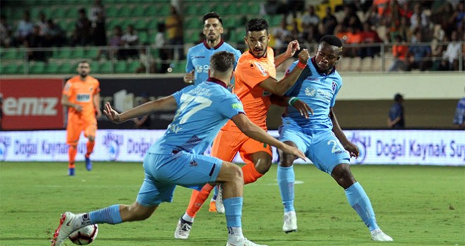 Trabzonspor'un ,deplasmanda gol yeme hastalığı sürüyor