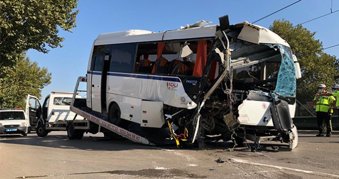 Bursa'da işçi midibüsü kaza yaptı: 2 ölü, 17 yaralı