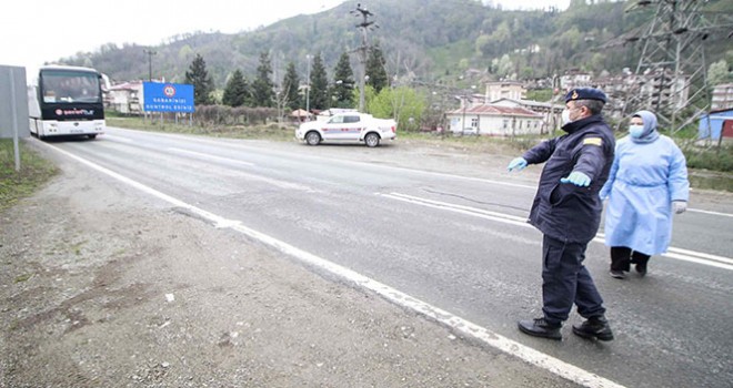 Korona virüsü Rize'ye gelerek komşularına bulaştırdılar