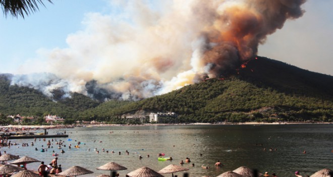 Marmaris'in ciğerleri yanıyor