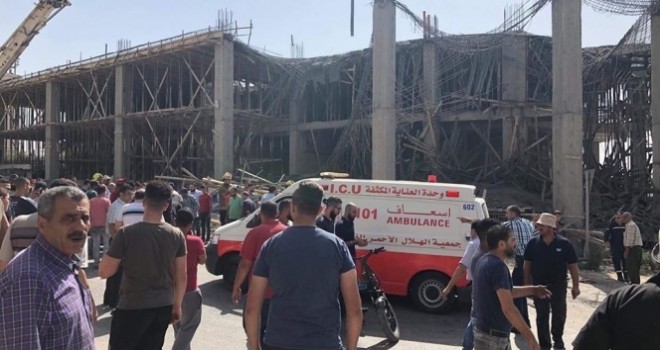 Filistin'de inşaat halindeki bina çöktü: 9 yaralı