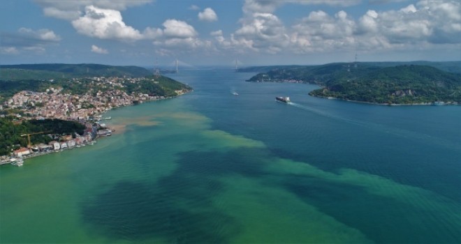 Çamura bulanan, İstanbul Boğazı ,havadan görüntülendi!