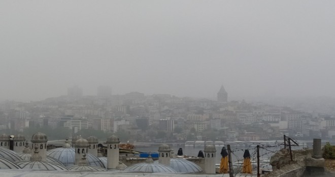 İstanbullular güne sisle uyandı