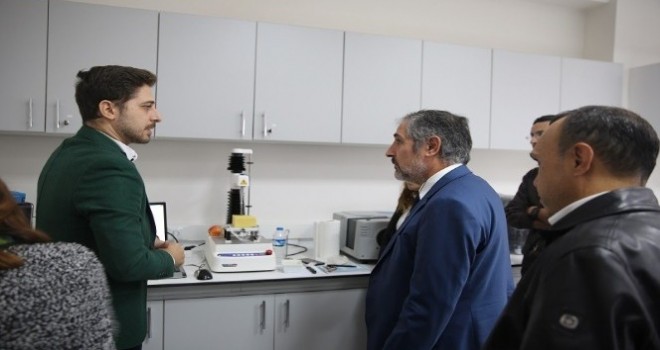 Ardahan Üniversitesi'nde Tekstür Analiz Cihazı Bilgilendirme Eğitimi düzenlendi