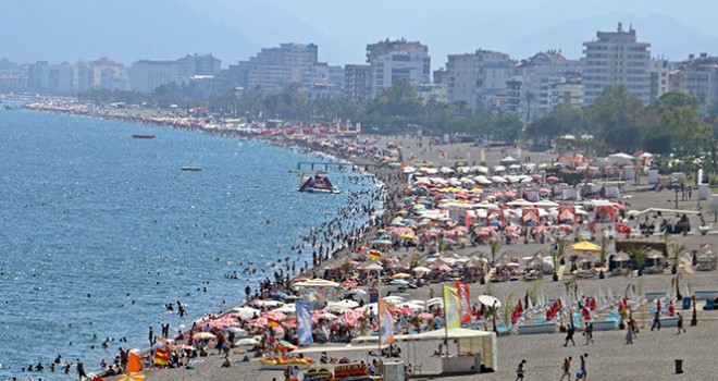 Ruslar tercihini Antalya'dan yana kullandı