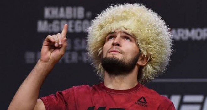 Khabib Nurmagomedov kemerini korudu