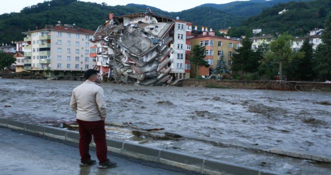AFAD: 'Kastamonu'da sel sularına kapılan 9 kişi hayatını kaybetti'