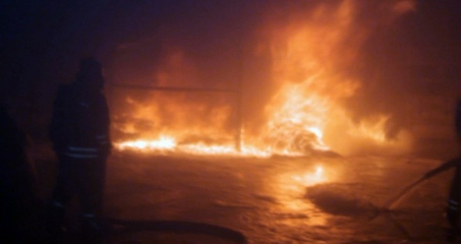  Sivas'ta geri dönüşüm fabrikasında korkutan yangın