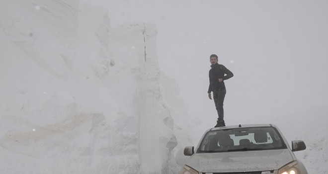 Kato Dağında kar kalınlığı 8 metreyi aştı, ekipler zirveye ulaştı