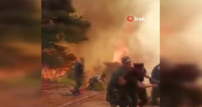 Azerbaycanlı ekipler yangında canla başla mücadele verdi!