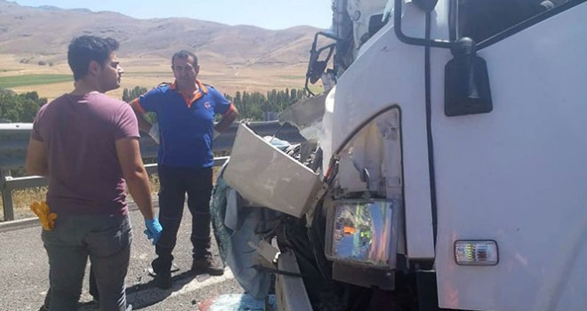 Niğde’de trafik kazası: 1 çocuk öldü, 1 yaralı