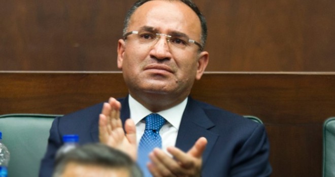 Bozdağ: 'Şahsıma yönelik sözleri, benim için en büyük şeref madalyasıdır'