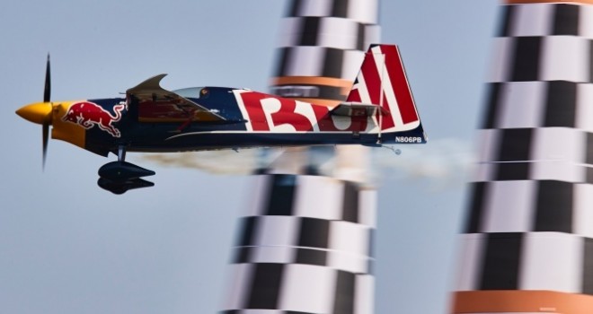 Red BullAir Race'te heyecan dorukta: Son iki yarış