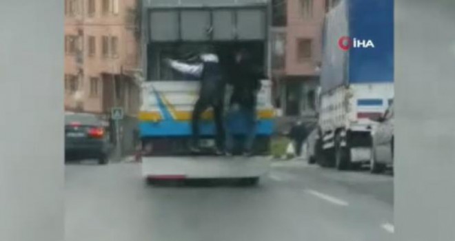 Arnavutköy'de tehlikeli yolculuk kamerada