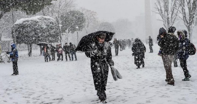 Megakent resmen donacak! İstanbul'a ilk kar yağışı için tarih verildi