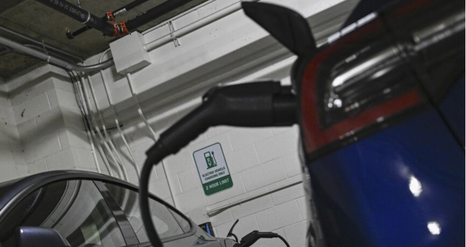 Dünyada satılan araçların yüzde 30'u elektrikli olacak