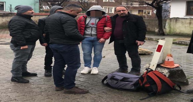 Polis görünce şüphelendi! Çantalarını açtıklarında bakın içinden ne çıktı?