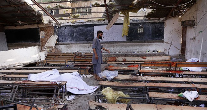 Afganistan’da bir okula düzenlenen bombalı saldırıda ölü sayısı 48'e yükseldi